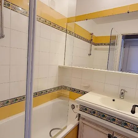 Apartment Les Restanques Du Golfe De Saint Tropez, *