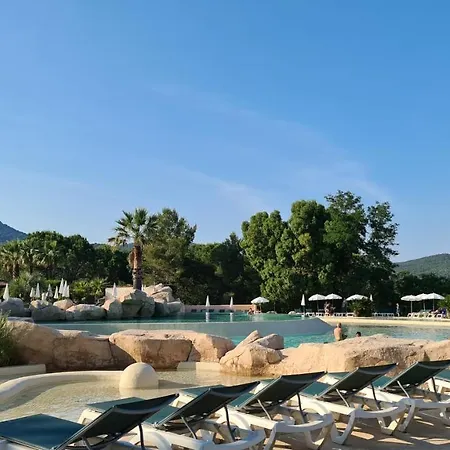 Les Restanques Du Golfe De Saint Tropez,